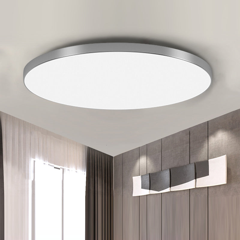 Moderne runde Deckenleuchte mit fest eingebauter LED, aufliegende Montage