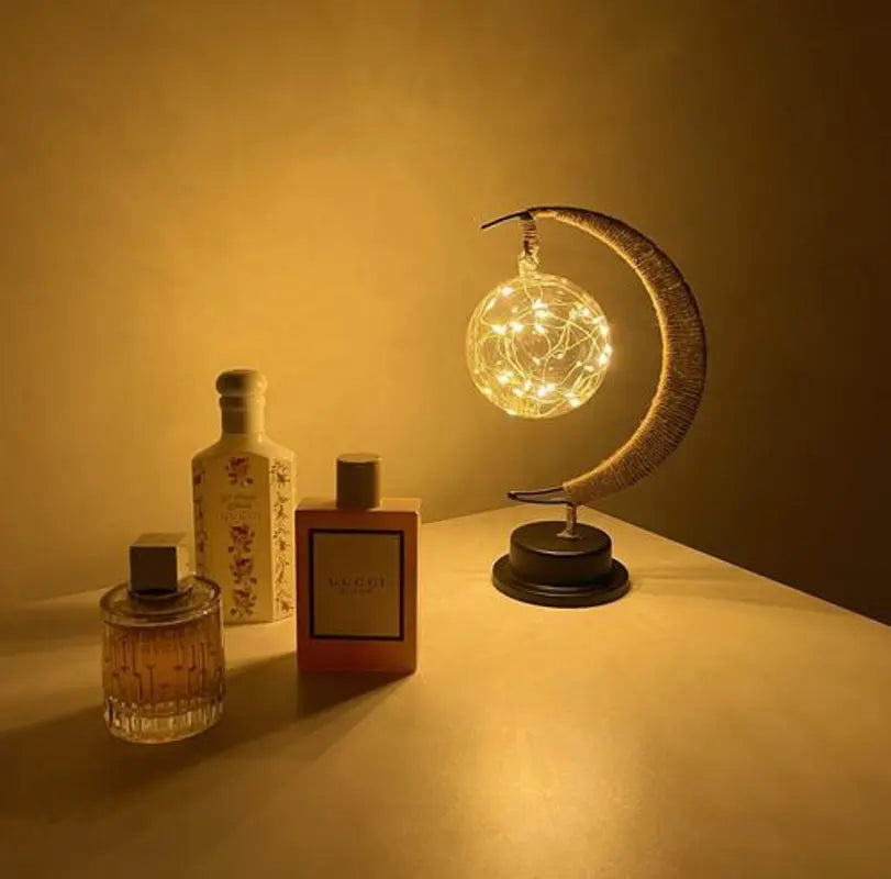 Mondförmige Tischlampe Weiches Stimmungslicht LED Dekoratives Licht