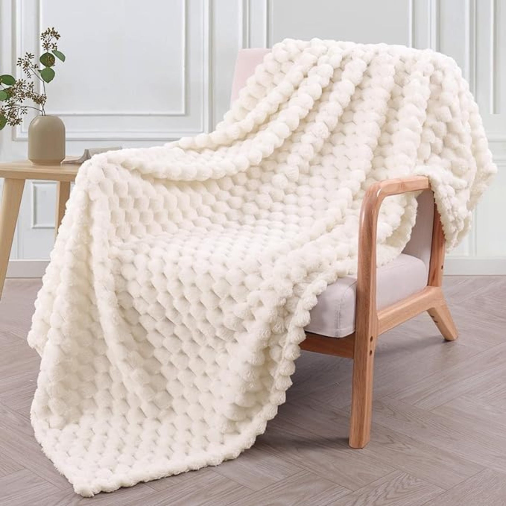 Fluffy Throw Blanket Soft Cosy All-Season Home Blanket
