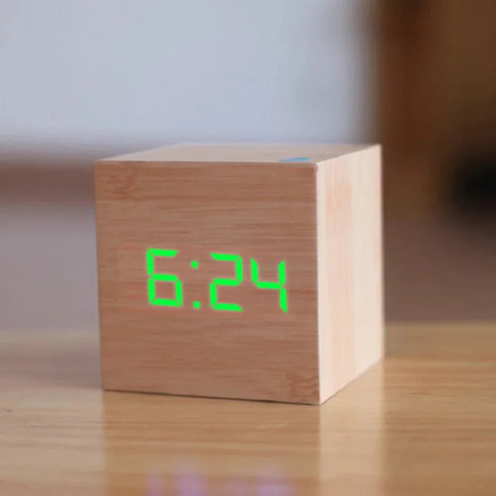 Mini-LED-Digitalwecker mit Datum und Temperaturanzeige