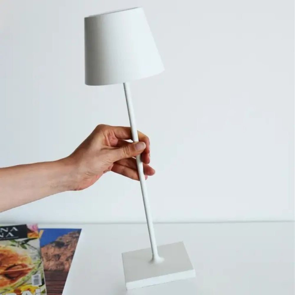 Tragbare LED-Schreibtischlampe mit Berührungssensor