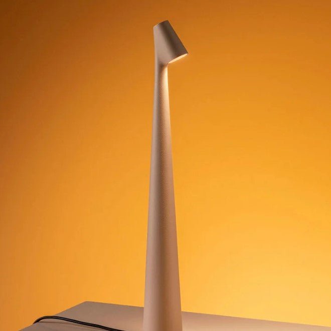 Tragbare Tischlampe Wiederaufladbares LED-Licht mit Druckschalter