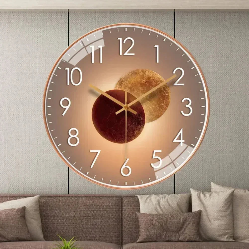Moderne geräuscharme Wanduhr mit klarem Design für den täglichen Gebrauch