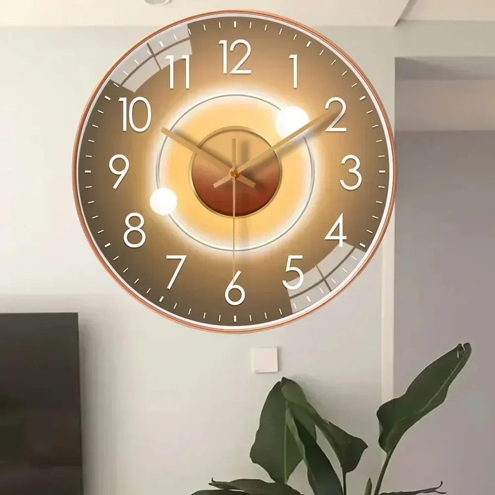 Moderne geräuscharme Wanduhr mit klarem Design für den täglichen Gebrauch