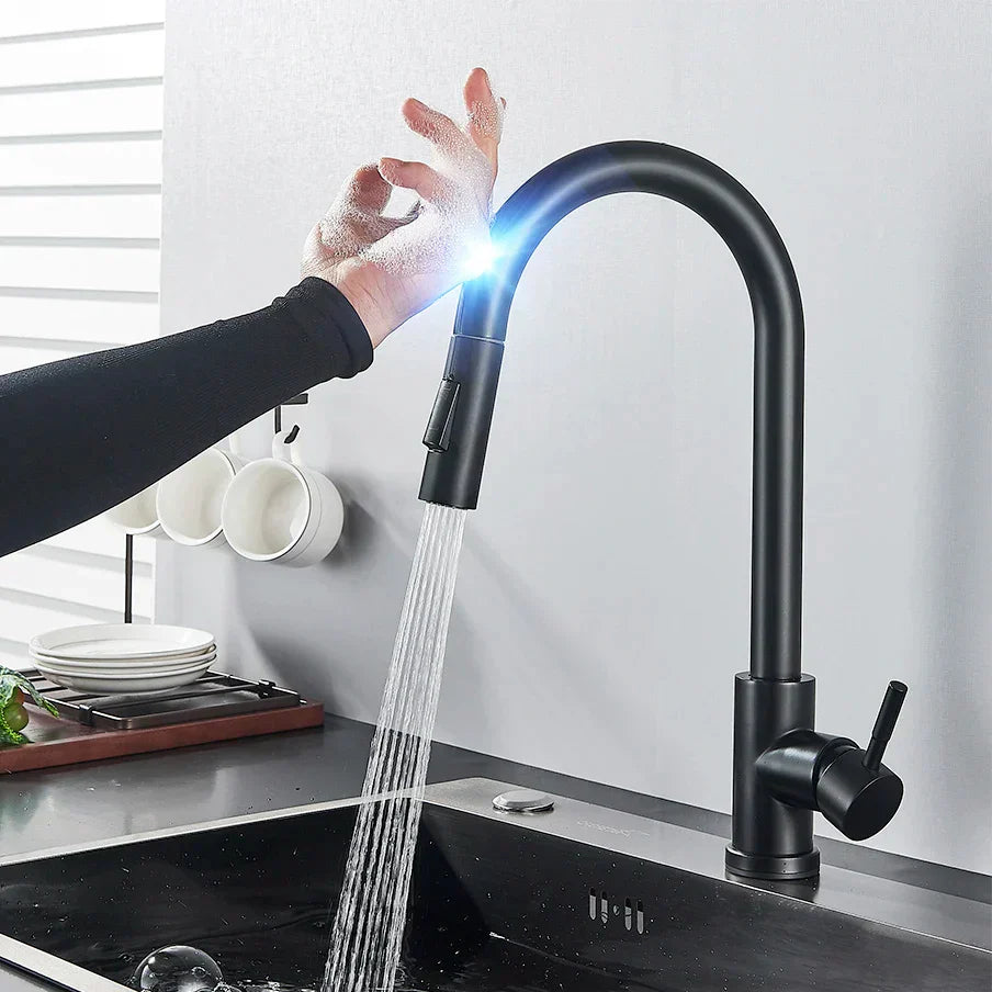 Sensor Activated Kitchen Tap with Extendable Spout
