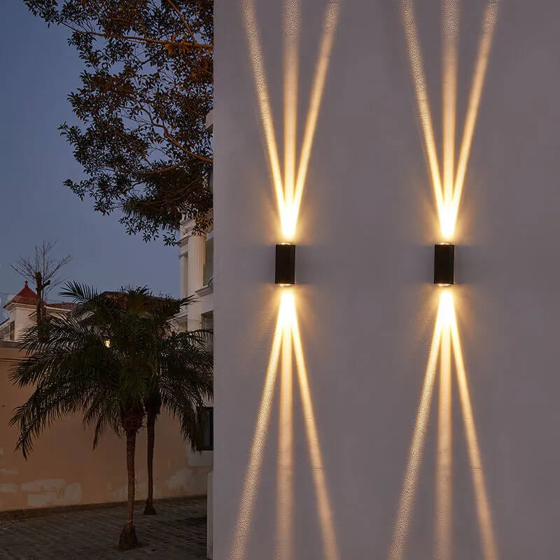 Moderne rechteckige LED-Außenwandleuchte für die Terrasse