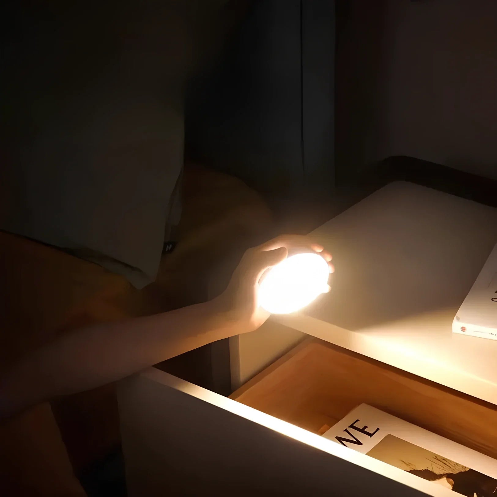 Automatic Motion Sensor Light Compact Indoor Illumination