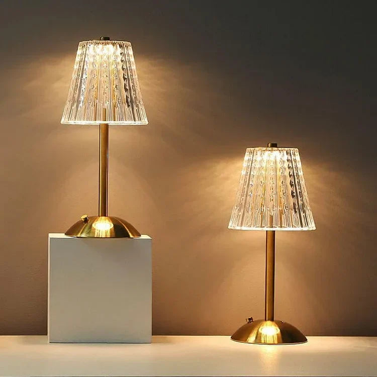 Wiederaufladbare dreifarbige Tischlampe Umgebungslicht