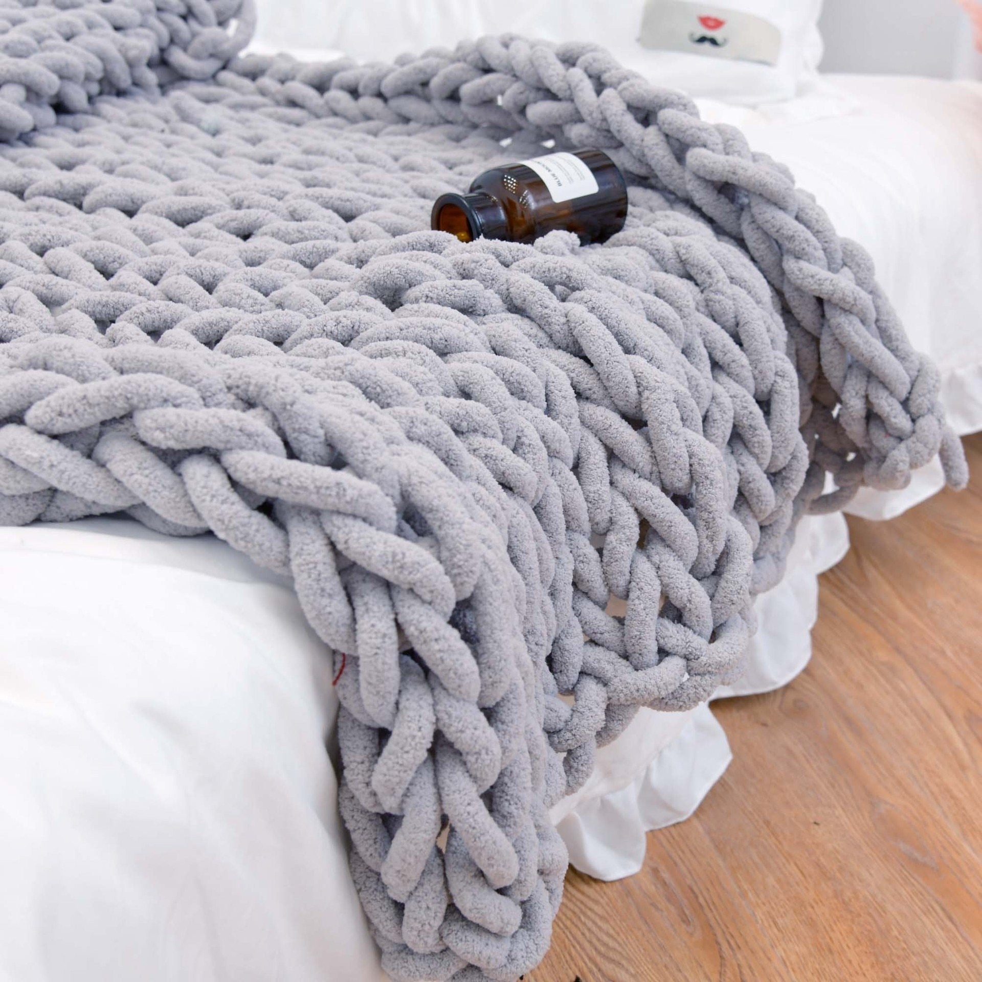 Chunky Cable Knit Throw Decorative Warm Home Blanket