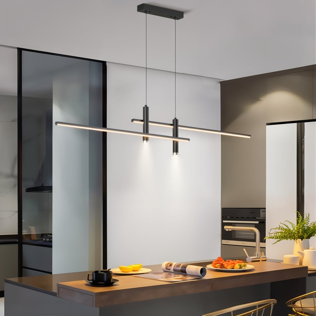 Moderne LED-Linienleuchte, höhenverstellbar und mit mehreren Betriebsarten