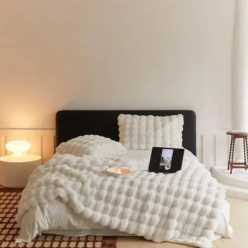 Portable Throw Blanket Soft Feel Cover for Home and Travel Use