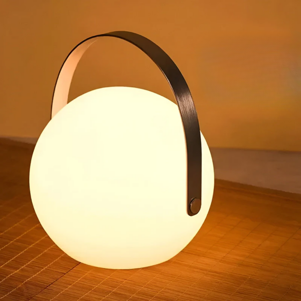 Wiederaufladbare LED-Tischlampe Tragbare Kabellose Innen- und Außenleuchte