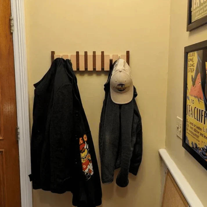 Wandgarderobe im Klavierstil Kompakte Hängende Aufbewahrung für Zuhause
