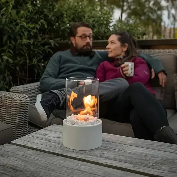 Tragbare Tischlampe im Flammenstil mit warmem, dekorativem Schein